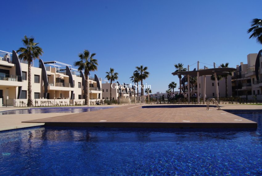 Revente - APPARTEMENT -
PILAR DE LA HORADADA - Costa Blanca