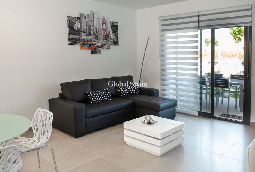 Revente - APPARTEMENT -
PILAR DE LA HORADADA - Costa Blanca