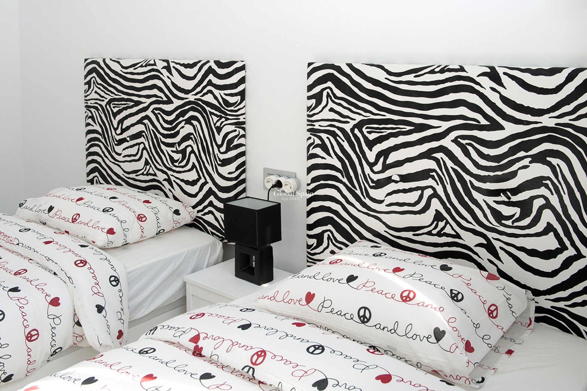 Revente - APPARTEMENT -
PILAR DE LA HORADADA - Costa Blanca