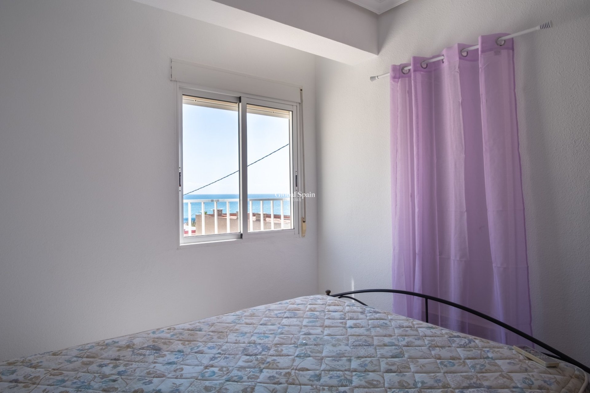 Revente - APPARTEMENT -
PILAR DE LA HORADADA - Costa Blanca