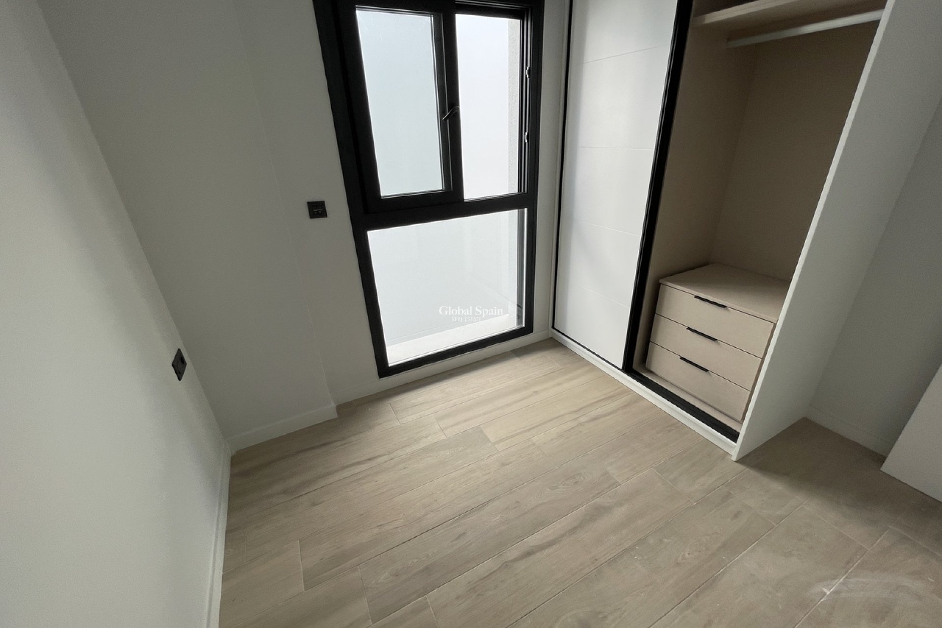 Revente - APPARTEMENT -
PILAR DE LA HORADADA - Costa Blanca
