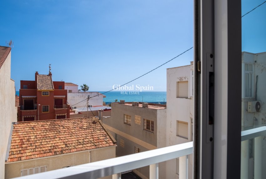 Revente - APPARTEMENT -
PILAR DE LA HORADADA - Costa Blanca