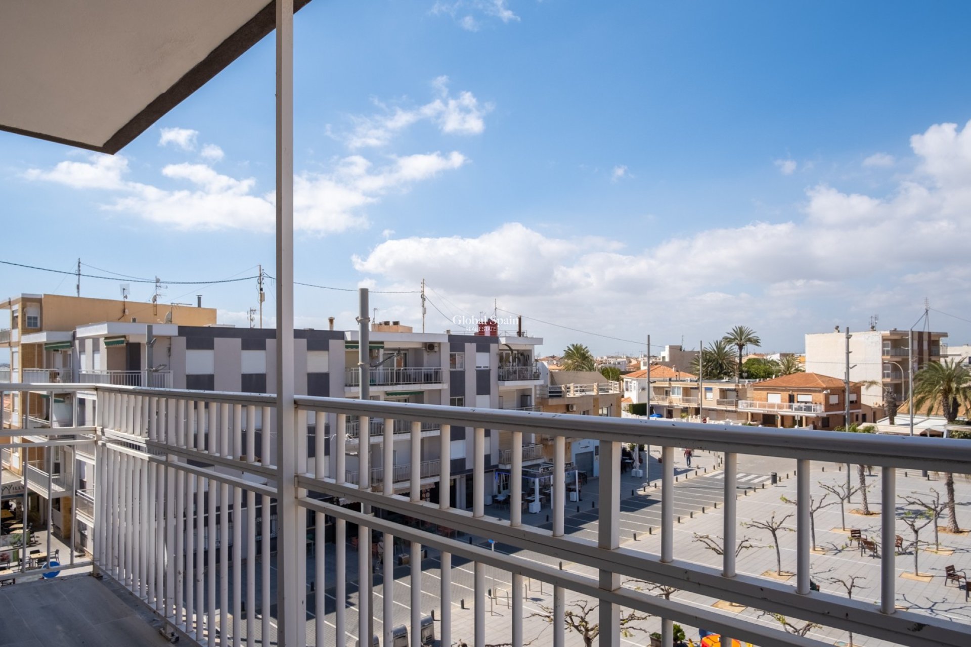 Revente - APPARTEMENT -
PILAR DE LA HORADADA - Costa Blanca