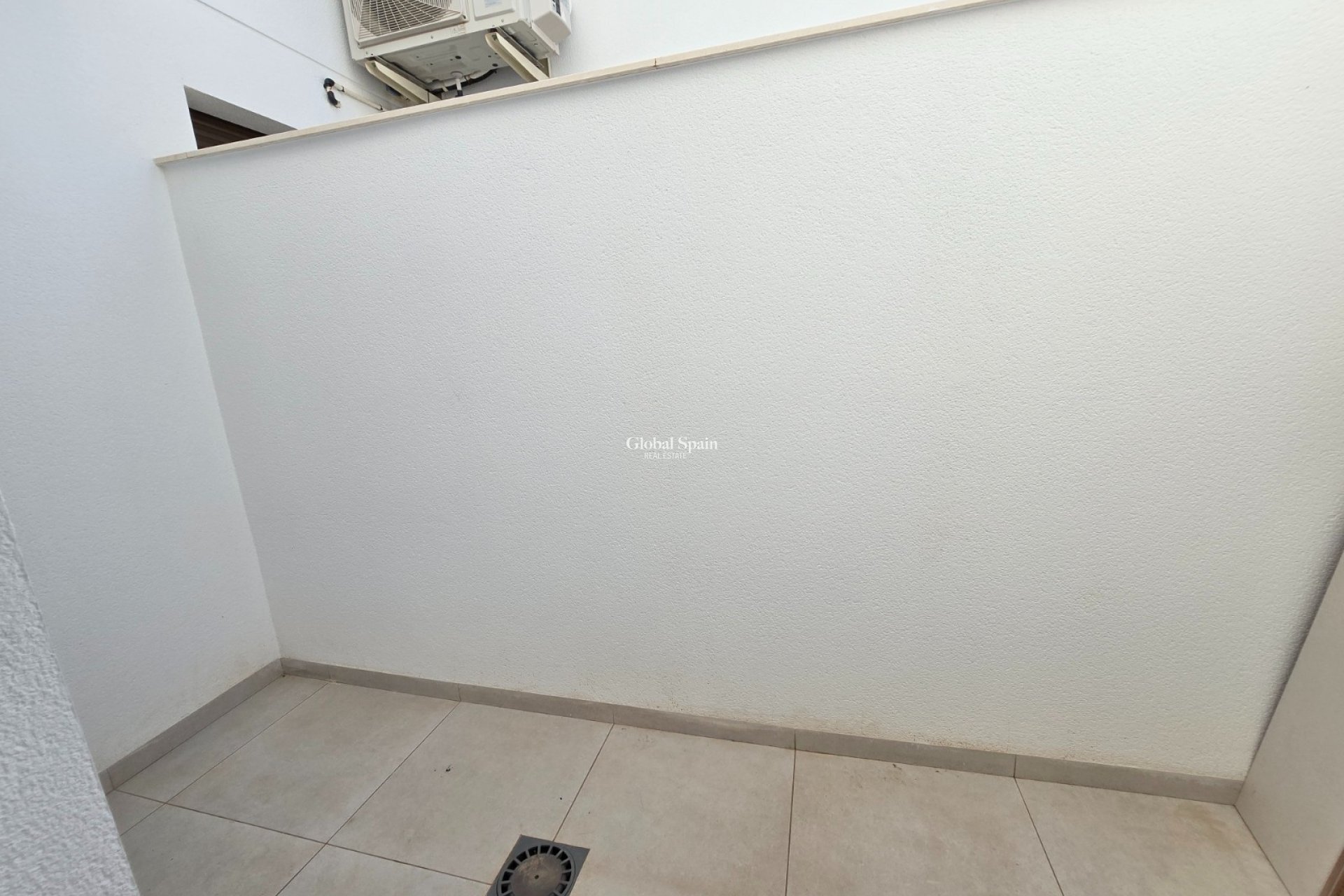 Revente - APPARTEMENT -
PILAR DE LA HORADADA - Costa Blanca