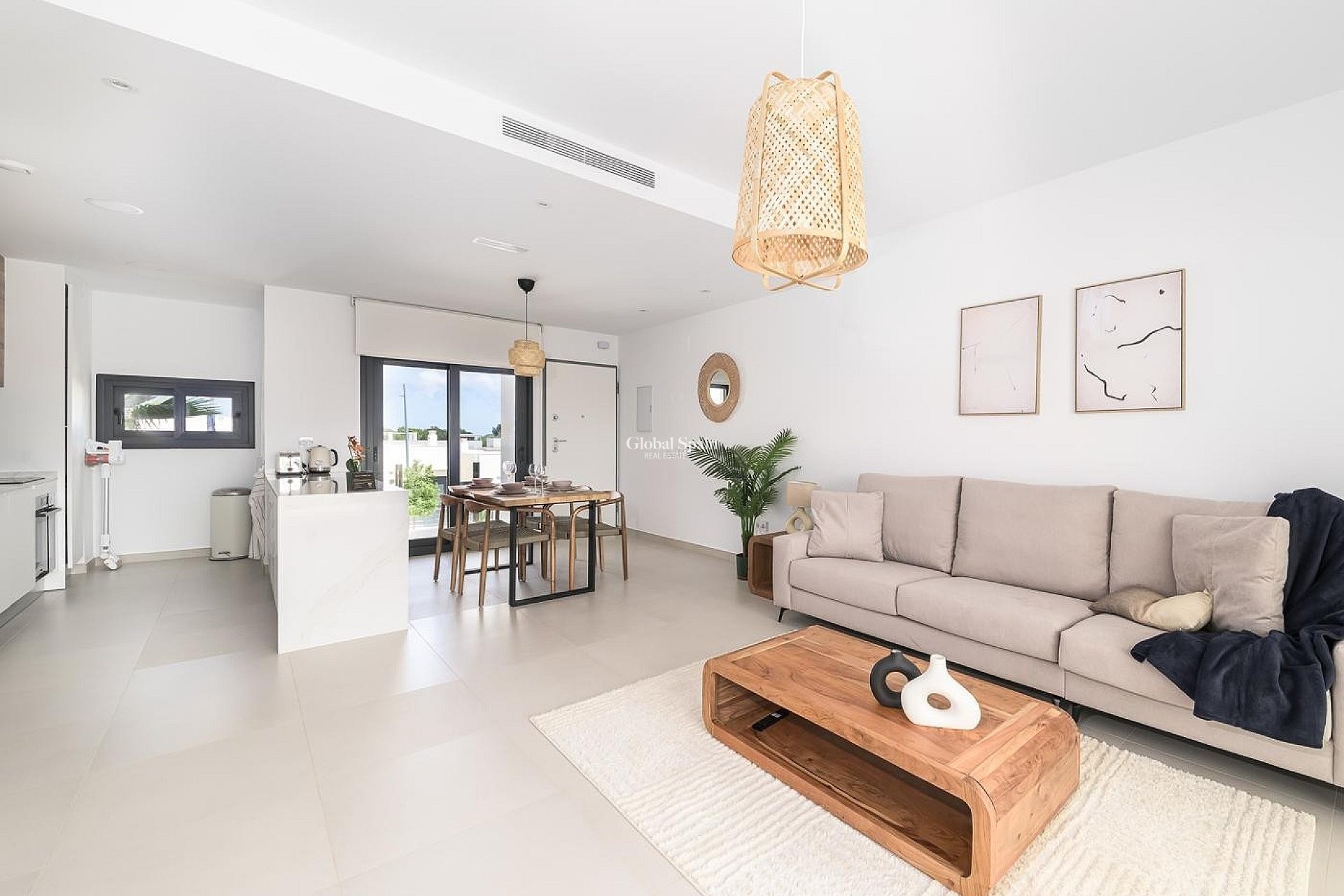 Revente - APPARTEMENT -
PILAR DE LA HORADADA - Costa Blanca