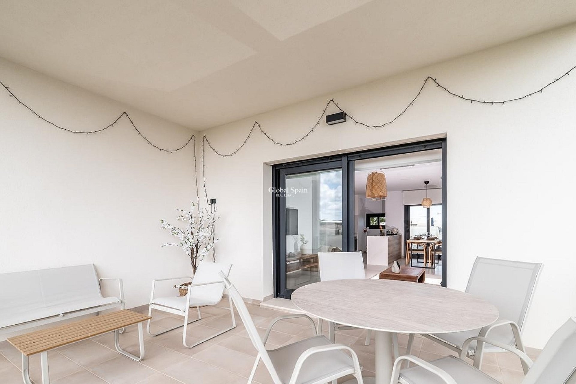 Revente - APPARTEMENT -
PILAR DE LA HORADADA - Costa Blanca
