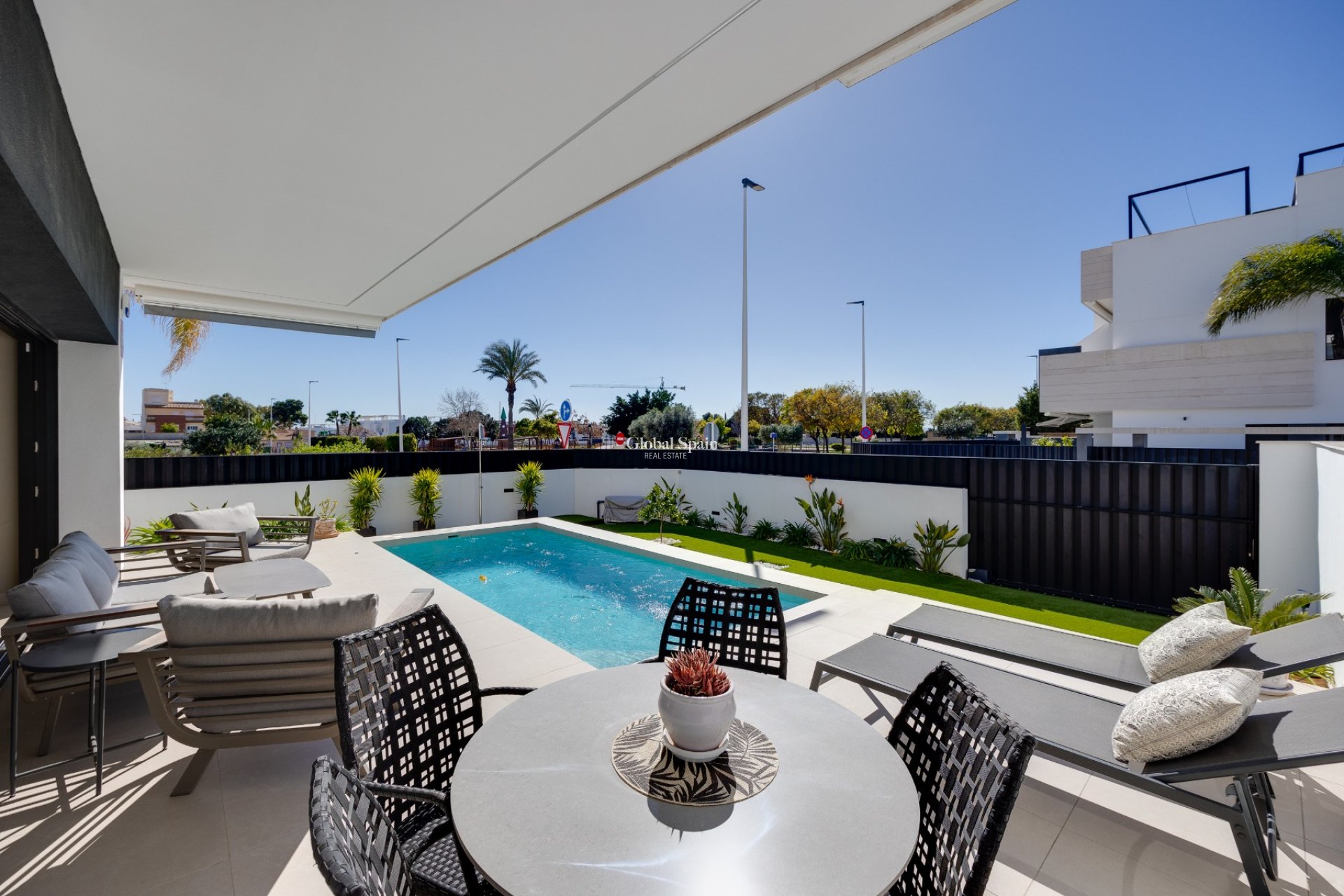 Revente - APPARTEMENT -
PILAR DE LA HORADADA - Costa Blanca