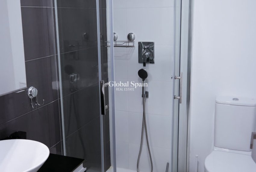 Revente - APPARTEMENT -
PILAR DE LA HORADADA - Costa Blanca
