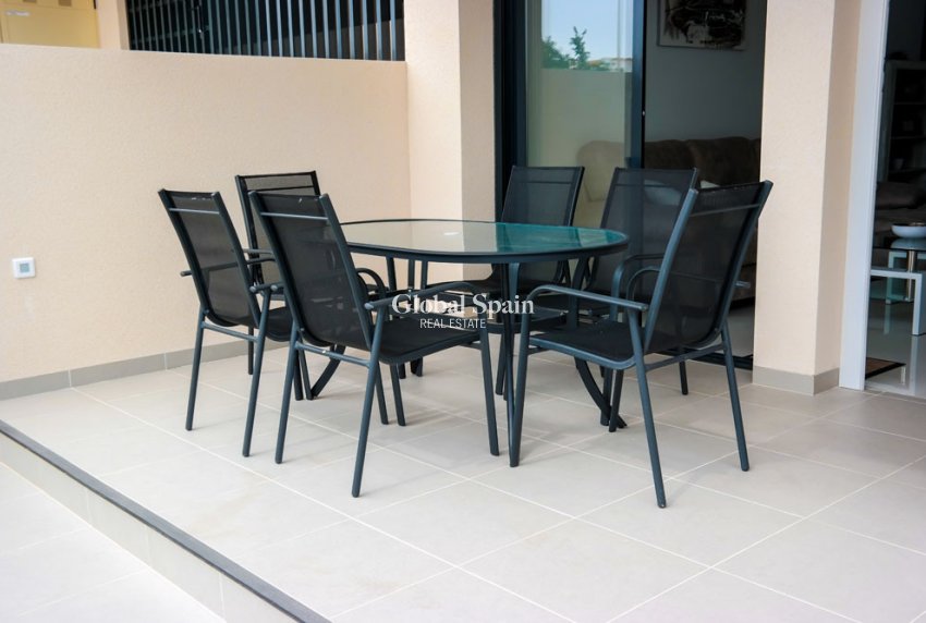 Revente - APPARTEMENT -
PILAR DE LA HORADADA - Costa Blanca