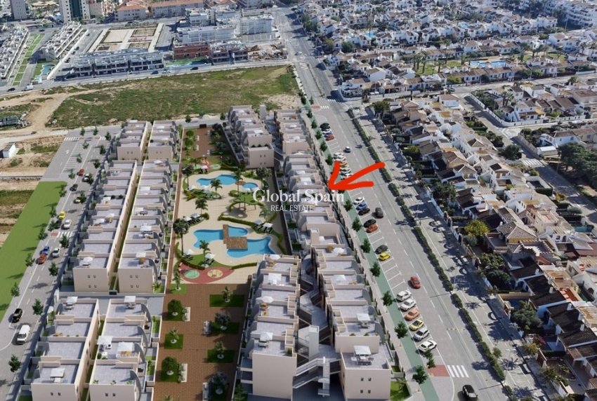 Revente - APPARTEMENT -
PILAR DE LA HORADADA - Costa Blanca