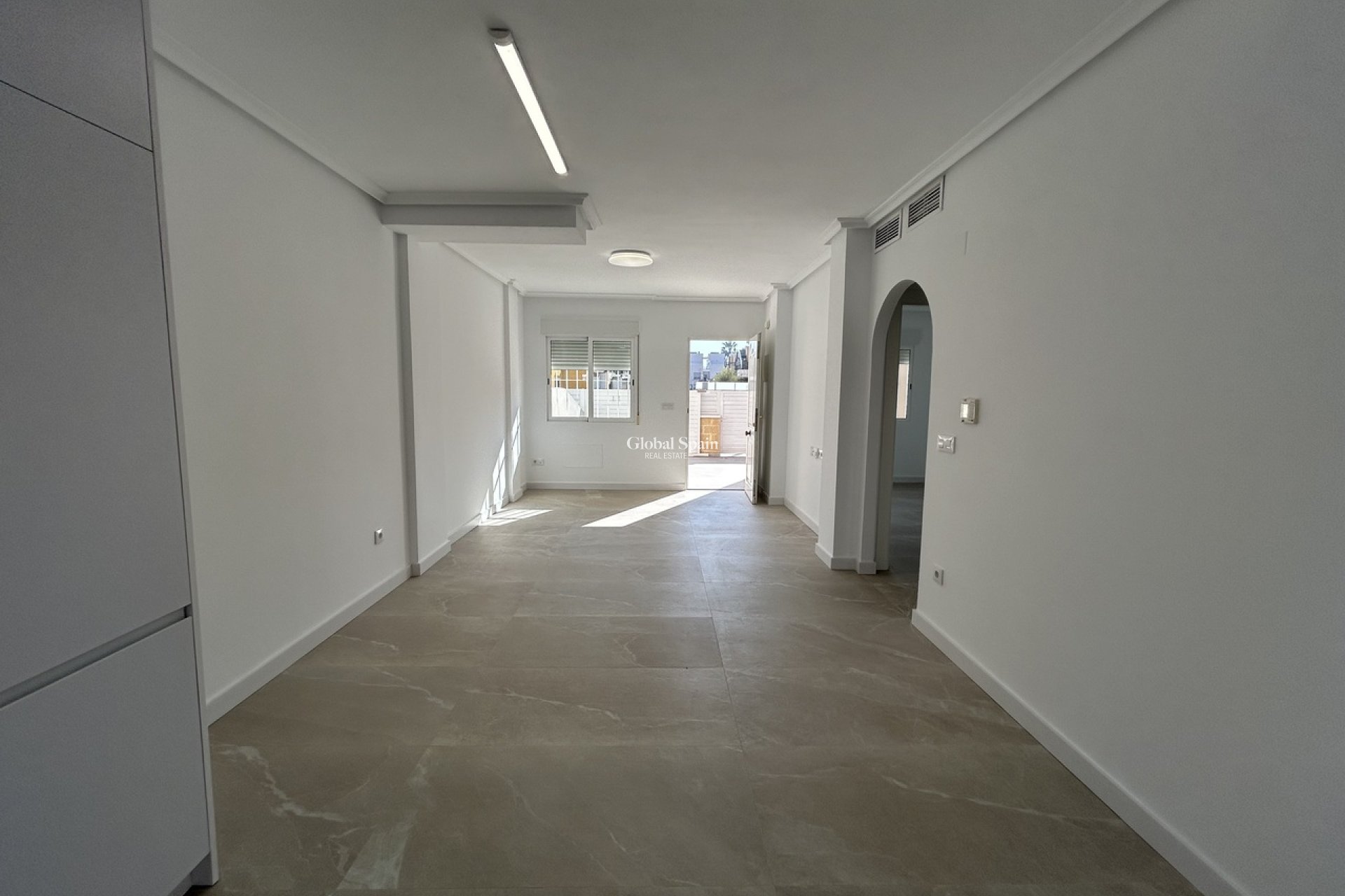 Revente - APPARTEMENT -
PILAR DE LA HORADADA - Costa Blanca