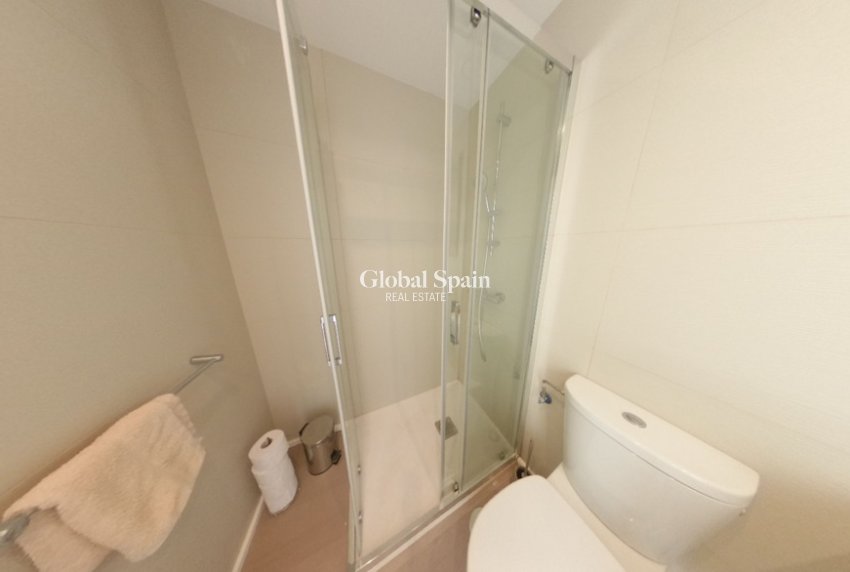 Revente - APPARTEMENT -
PILAR DE LA HORADADA - Costa Blanca
