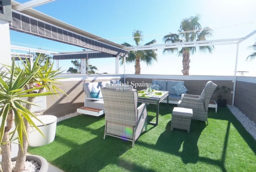 Revente - APPARTEMENT -
PILAR DE LA HORADADA - Costa Blanca