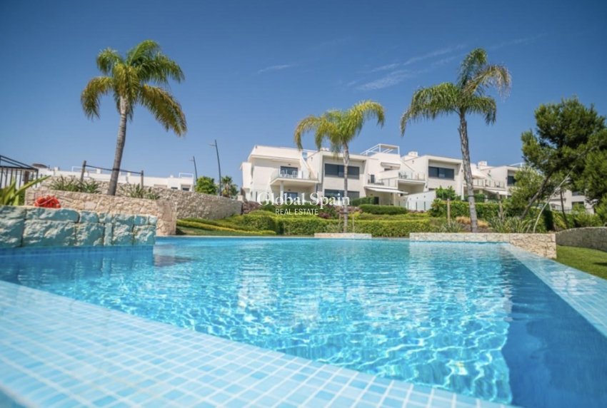 Revente - APPARTEMENT -
PILAR DE LA HORADADA - Costa Blanca