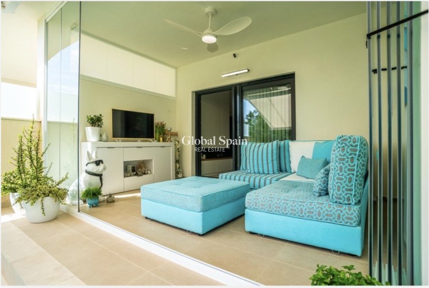 Revente - APPARTEMENT -
PILAR DE LA HORADADA - Costa Blanca