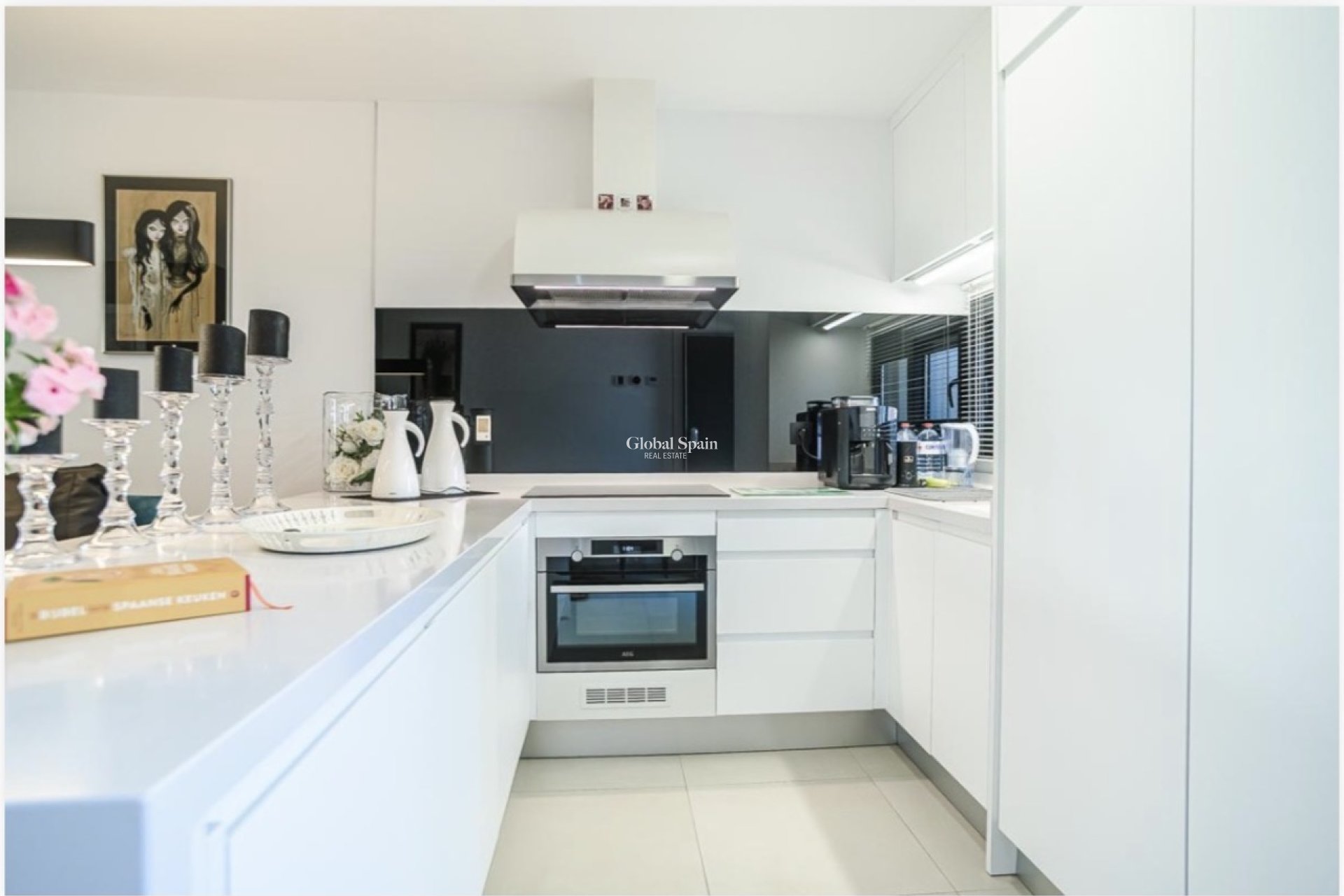 Revente - APPARTEMENT -
PILAR DE LA HORADADA - Costa Blanca