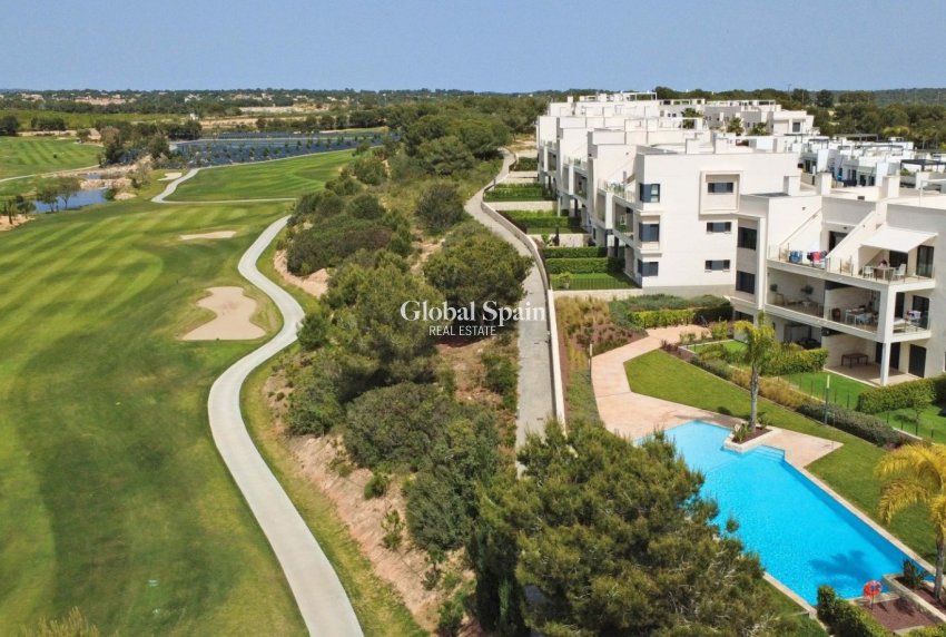 Revente - APPARTEMENT -
PILAR DE LA HORADADA - Costa Blanca