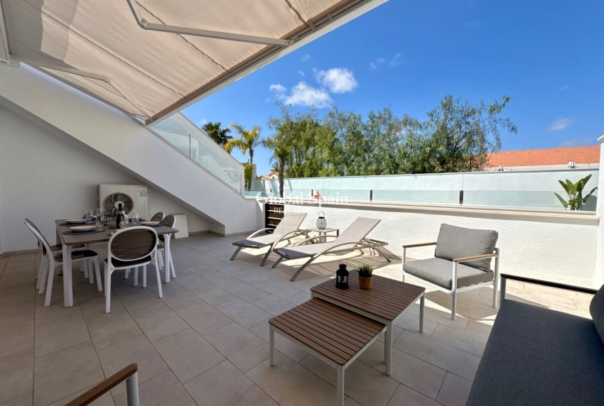 Revente - APPARTEMENT -
PILAR DE LA HORADADA - Costa Blanca