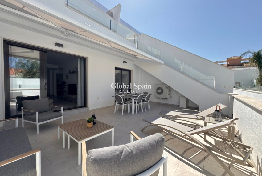 Revente - APPARTEMENT -
PILAR DE LA HORADADA - Costa Blanca