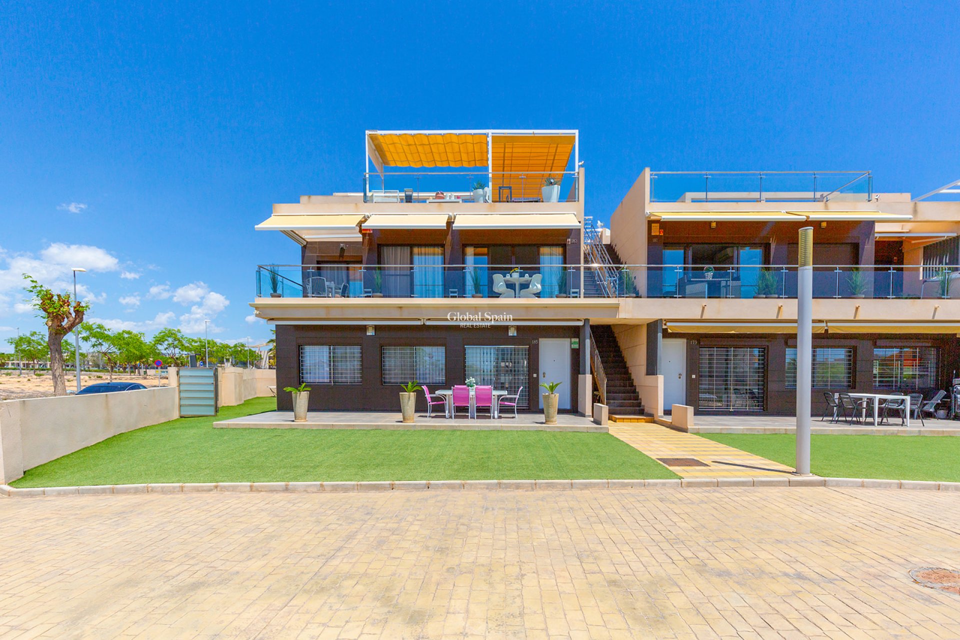 Revente - APPARTEMENT -
PILAR DE LA HORADADA - Costa Blanca