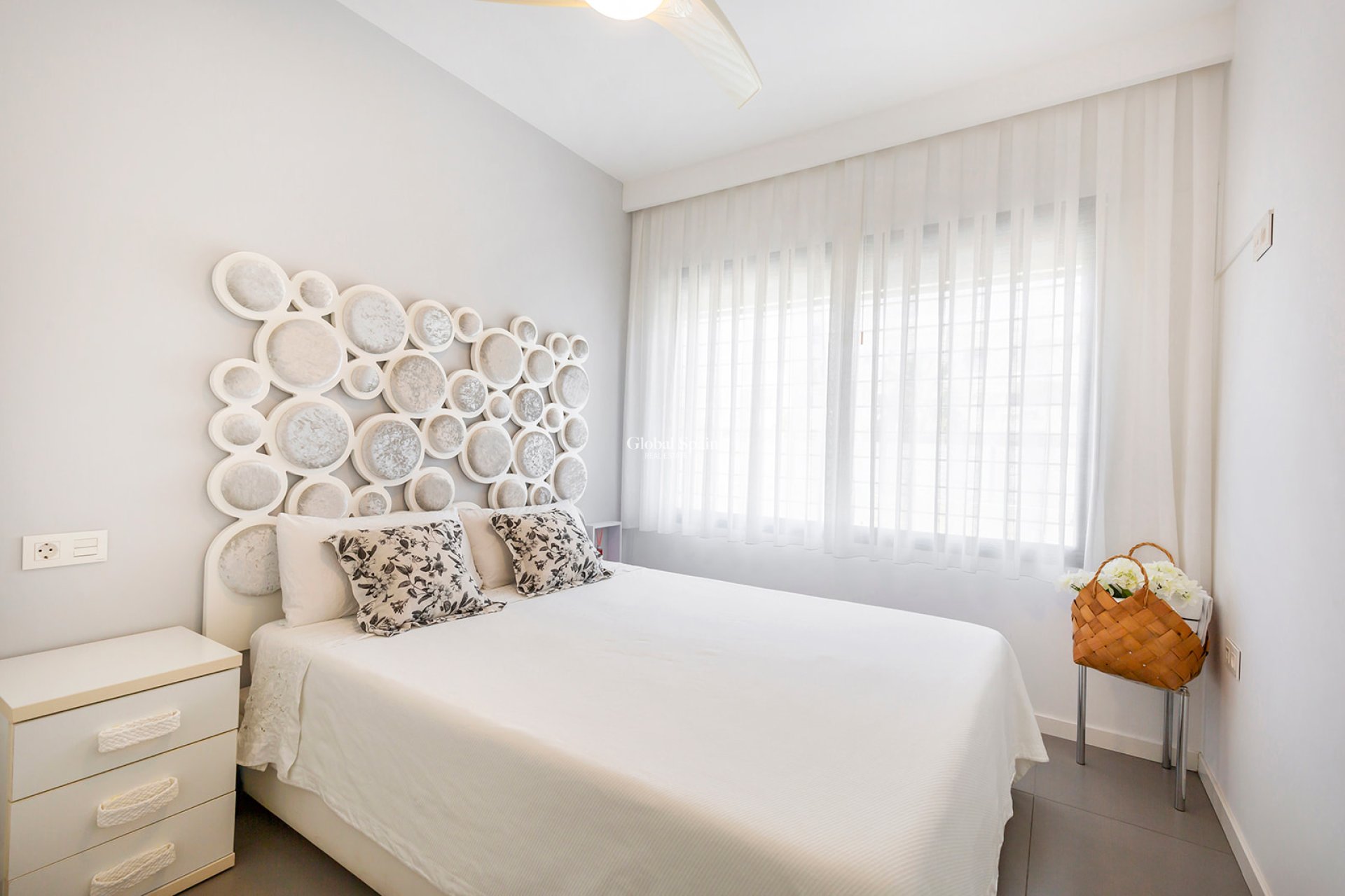 Revente - APPARTEMENT -
PILAR DE LA HORADADA - Costa Blanca