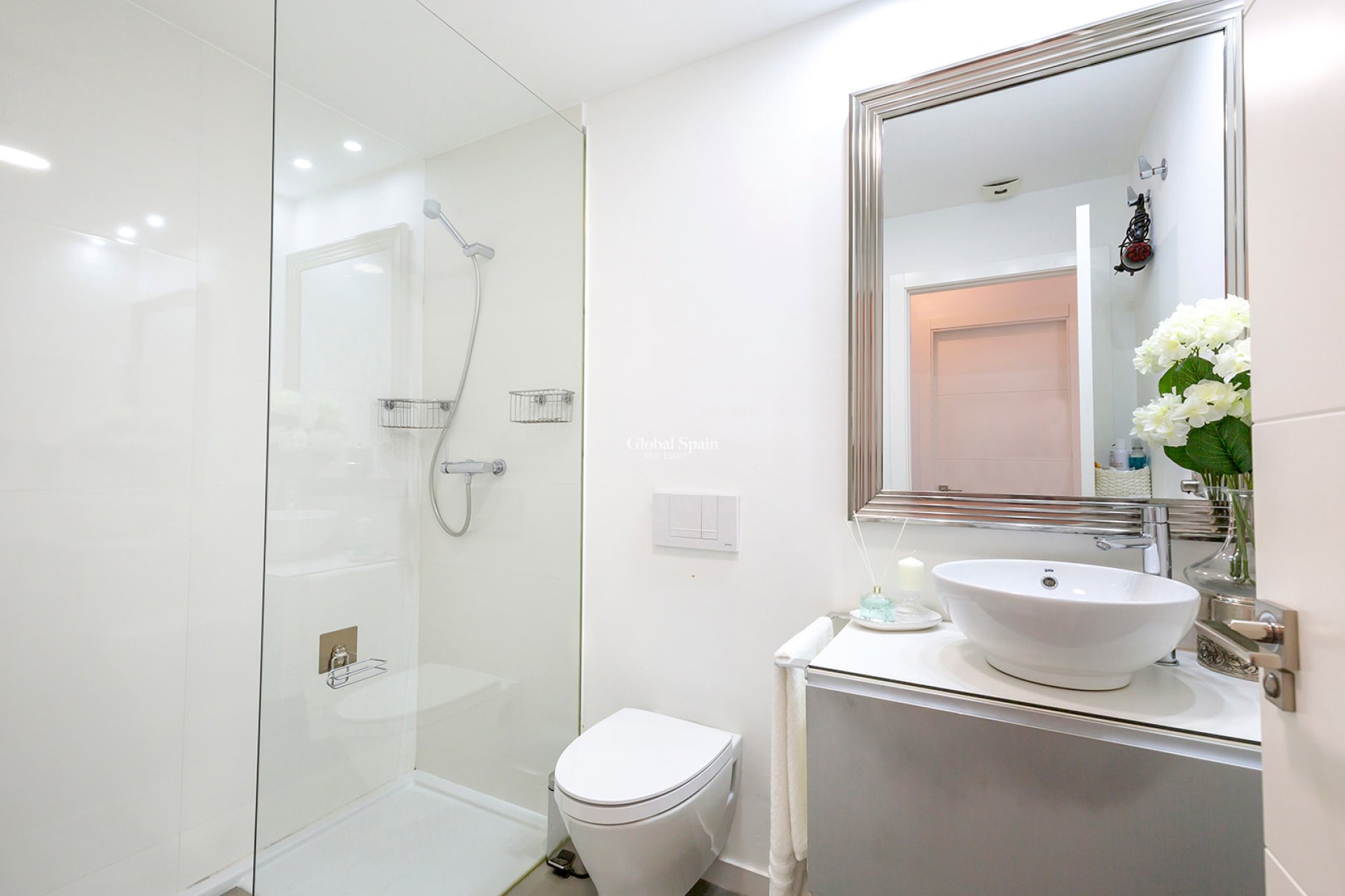 Revente - APPARTEMENT -
PILAR DE LA HORADADA - Costa Blanca