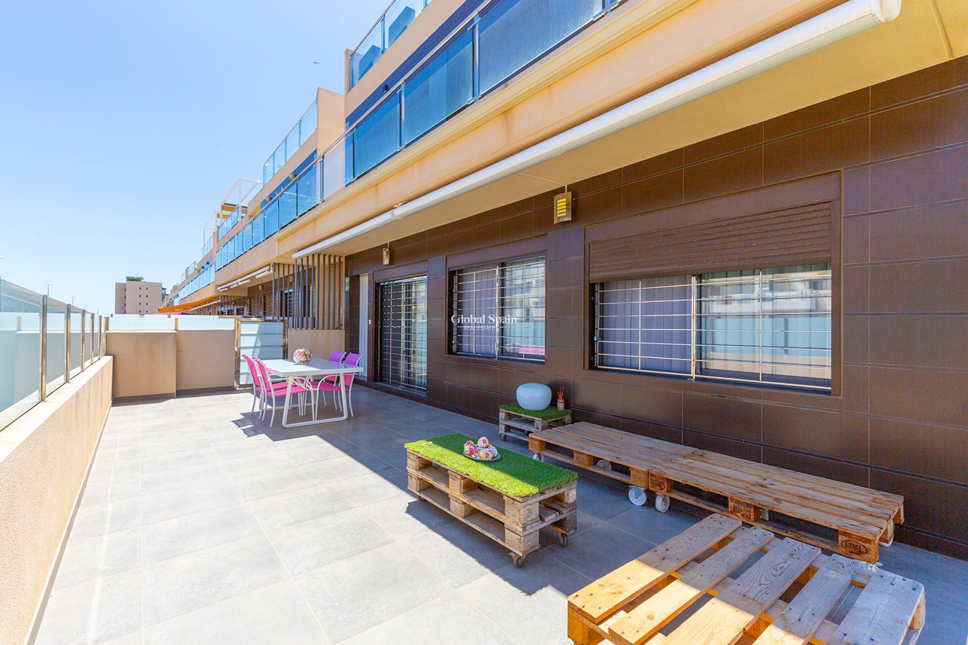 Revente - APPARTEMENT -
PILAR DE LA HORADADA - Costa Blanca