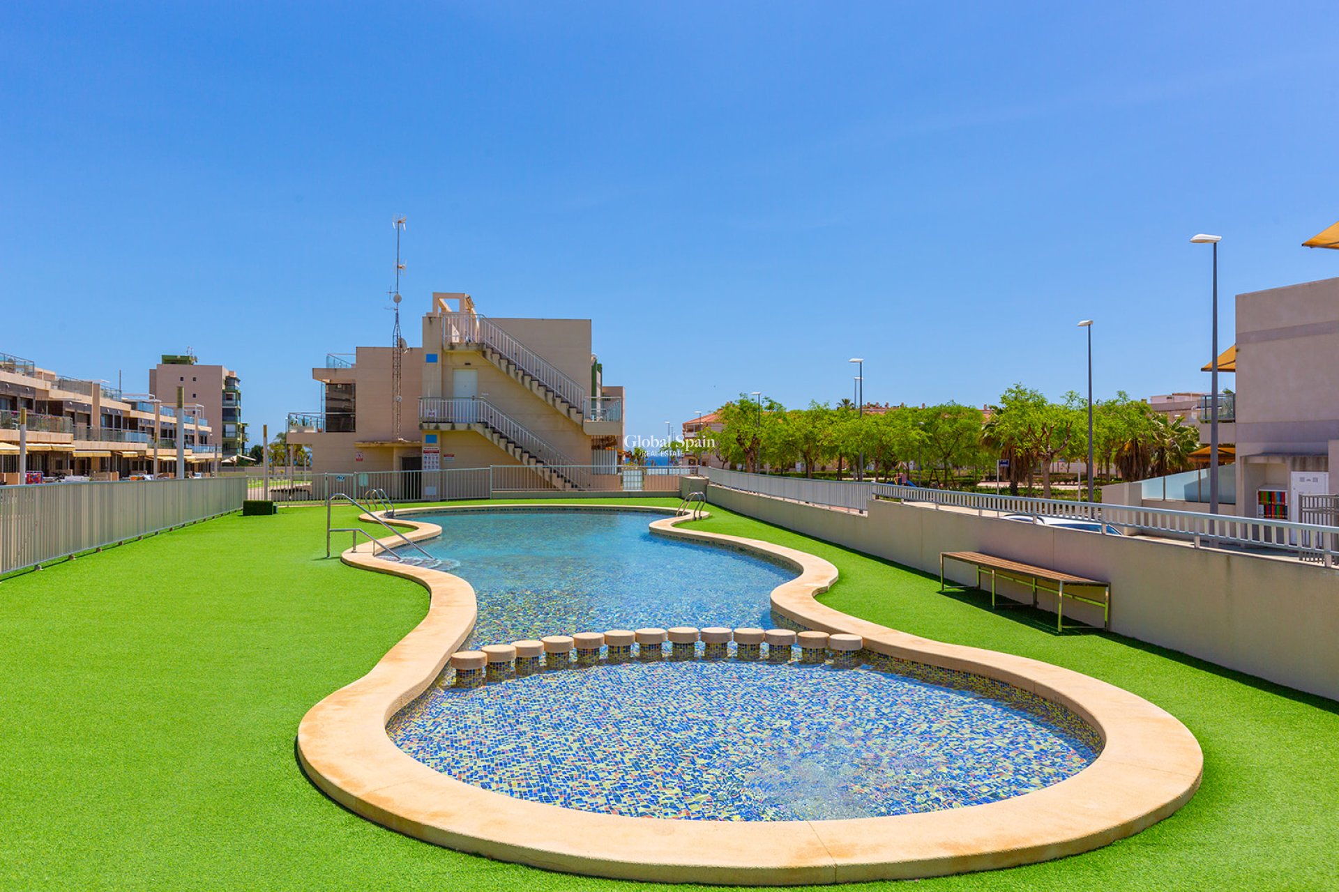 Revente - APPARTEMENT -
PILAR DE LA HORADADA - Costa Blanca