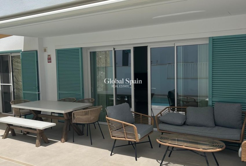 Revente - APPARTEMENT -
PILAR DE LA HORADADA - El Mojón