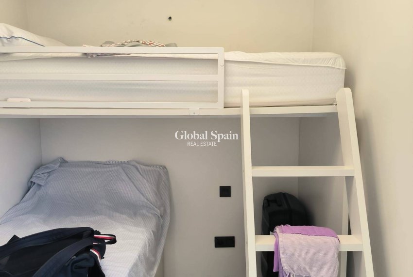 Revente - APPARTEMENT -
PILAR DE LA HORADADA - El Mojón