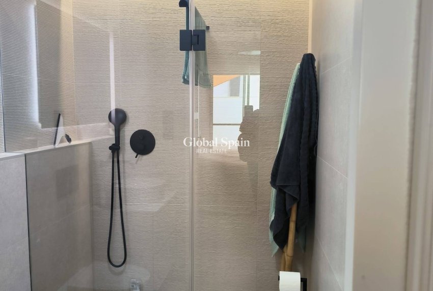 Revente - APPARTEMENT -
PILAR DE LA HORADADA - El Mojón