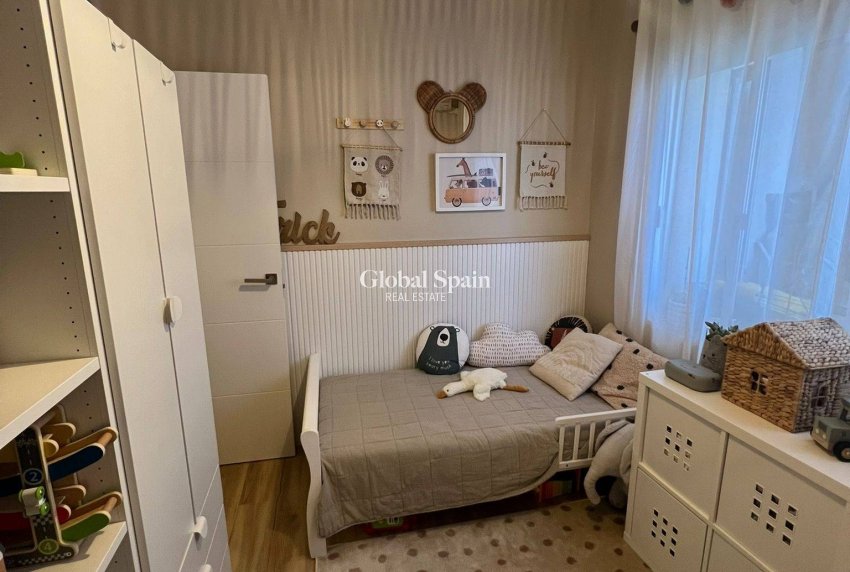 Revente - APPARTEMENT -
PILAR DE LA HORADADA - La Torre de la Horadada