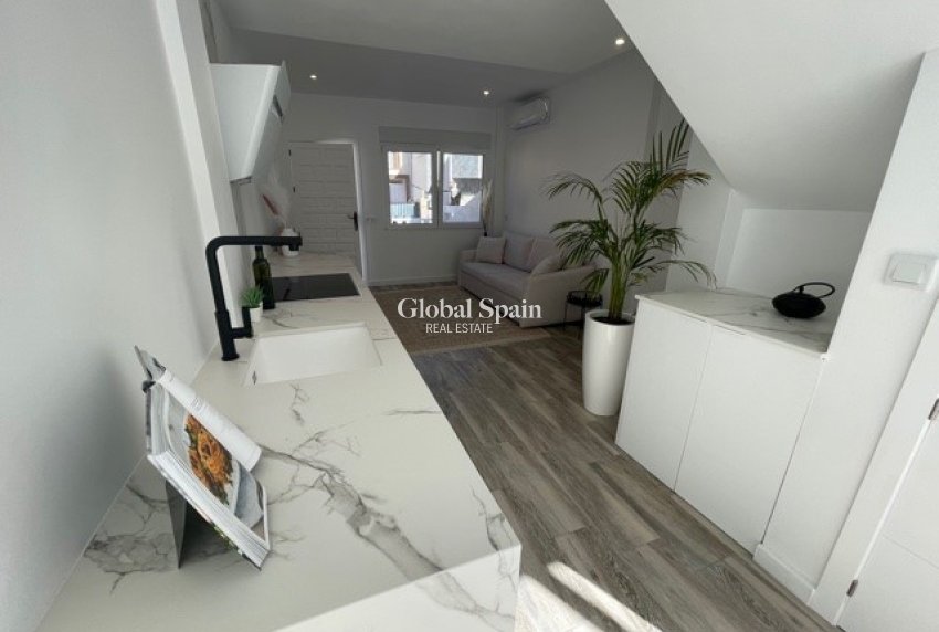 Revente - APPARTEMENT -
PILAR DE LA HORADADA - La Torre de la Horadada