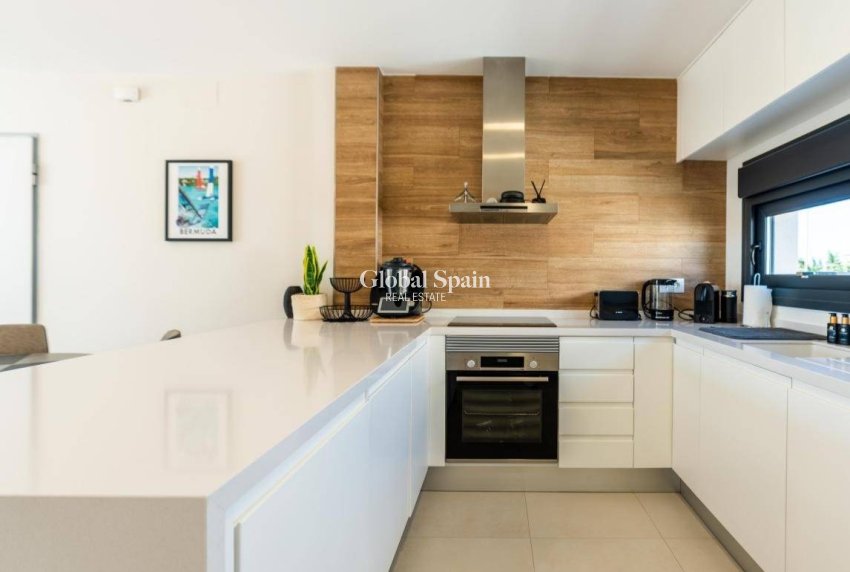 Revente - APPARTEMENT -
PILAR DE LA HORADADA - La Torre de la Horadada