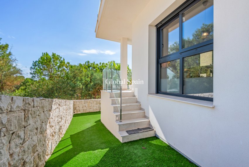 Revente - APPARTEMENT -
PILAR DE LA HORADADA - Lo Romero Golf