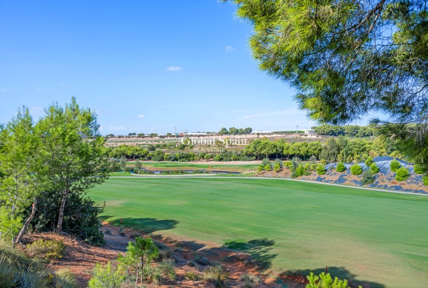 Revente - APPARTEMENT -
PILAR DE LA HORADADA - Lo Romero Golf