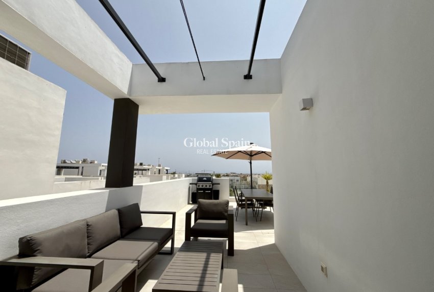 Revente - Appartement -
PILAR DE LA HORADADA - MIL PALMERAS 