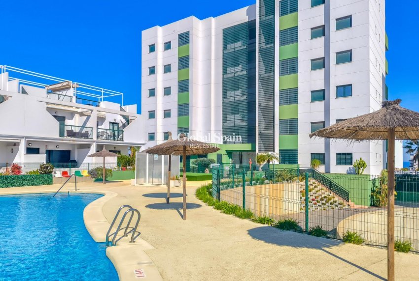 Revente - APPARTEMENT -
PILAR DE LA HORADADA - MIL PALMERAS 