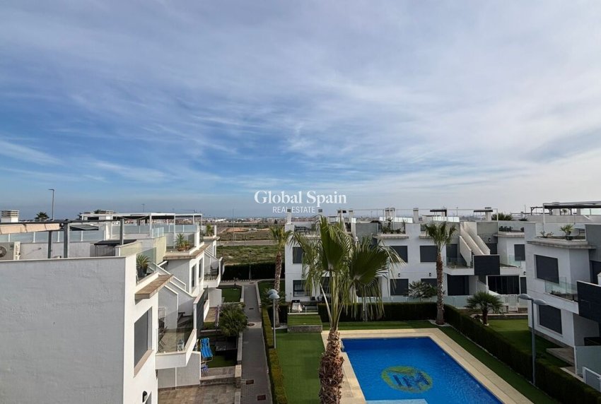 Revente - APPARTEMENT -
PILAR DE LA HORADADA - Pilar de la Horadada