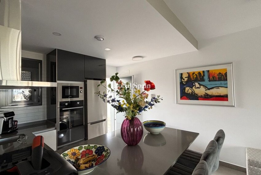 Revente - APPARTEMENT -
PILAR DE LA HORADADA - Pilar de la Horadada