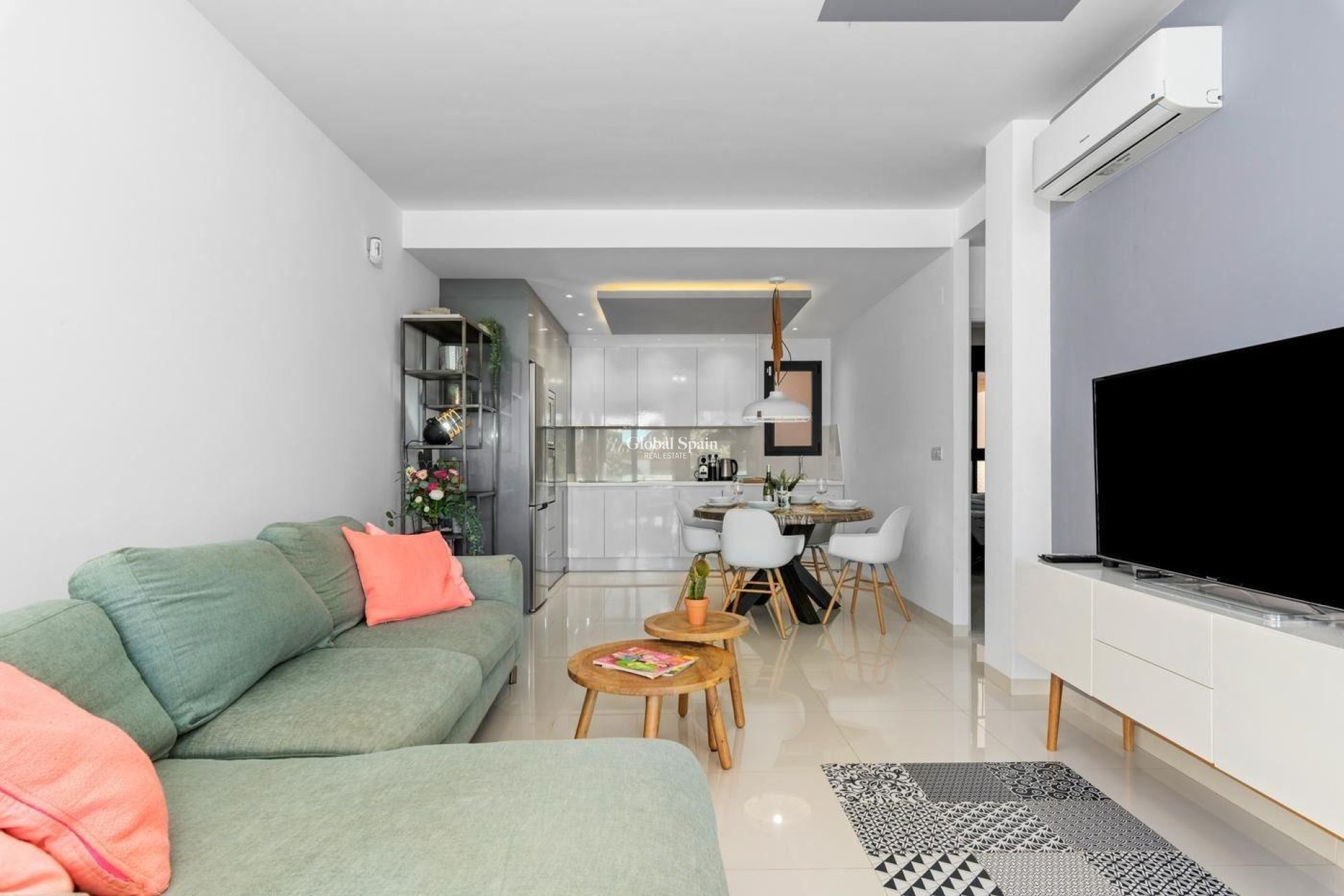Revente - APPARTEMENT -
PILAR DE LA HORADADA - PUEBLO LATINO