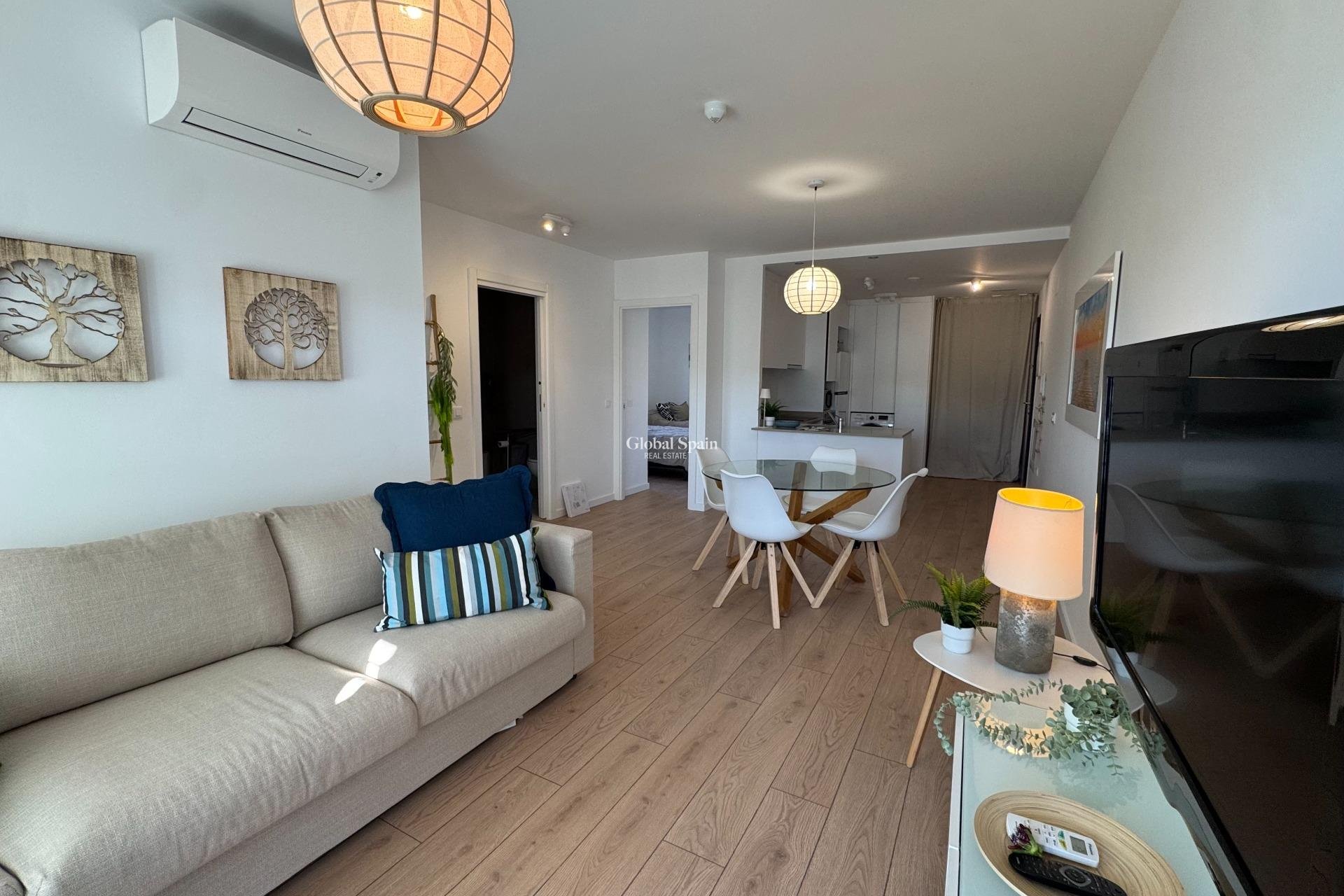 Revente - APPARTEMENT -
PILAR DE LA HORADADA - RioMar