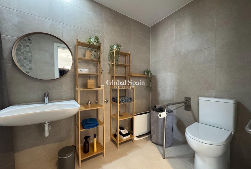 Revente - APPARTEMENT -
PILAR DE LA HORADADA - RioMar