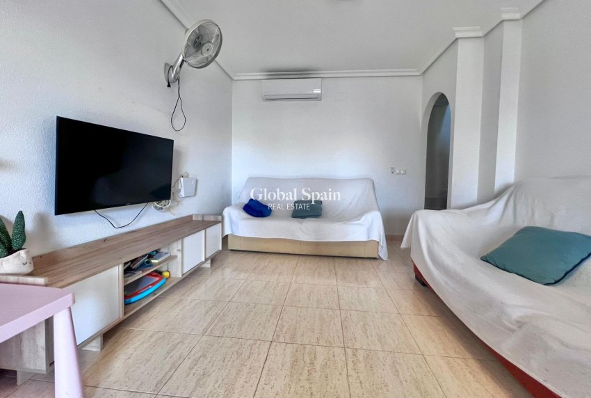 Revente - APPARTEMENT -
PILAR DE LA HORADADA - RioMar