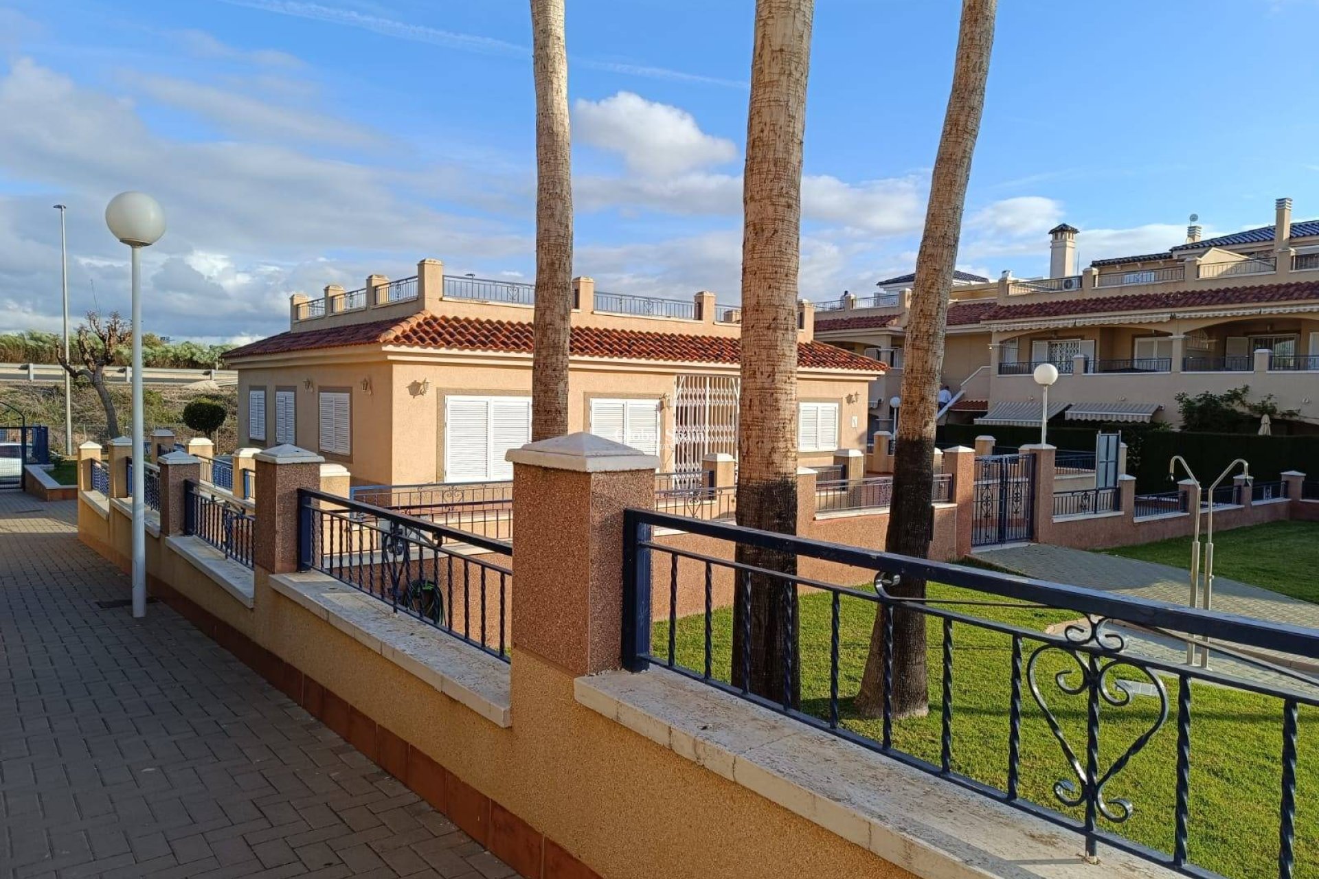 Revente - APPARTEMENT -
PILAR DE LA HORADADA - RioMar
