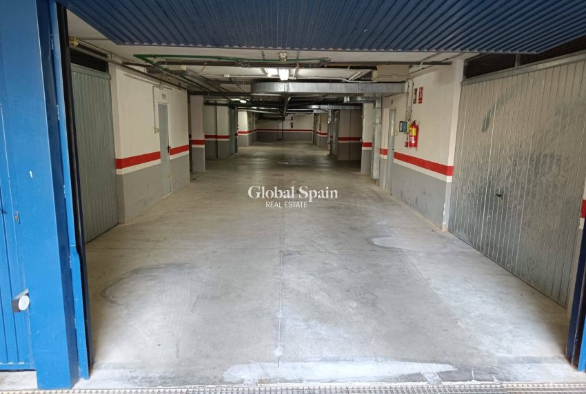 Revente - APPARTEMENT -
PILAR DE LA HORADADA - RioMar