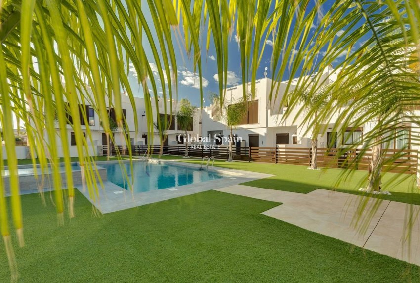 Revente - APPARTEMENT -
PILAR DE LA HORADADA - Torre de la Horadada