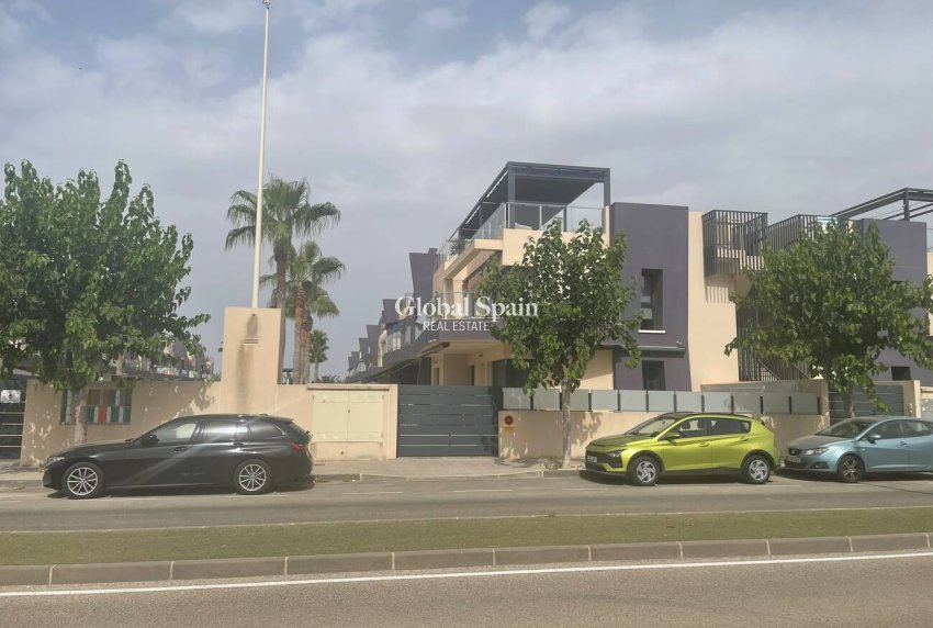 Revente - APPARTEMENT -
PILAR DE LA HORADADA - Torre de la Horadada