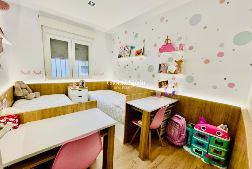 Revente - APPARTEMENT -
PILAR DE LA HORADADA - Zona Pueblo