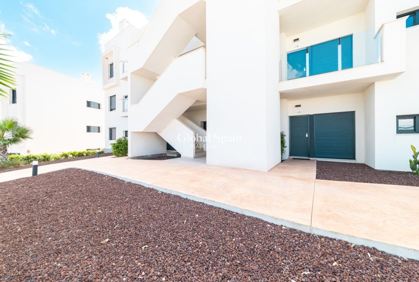 Revente - APPARTEMENT -
PILAR DE LA HORADADA